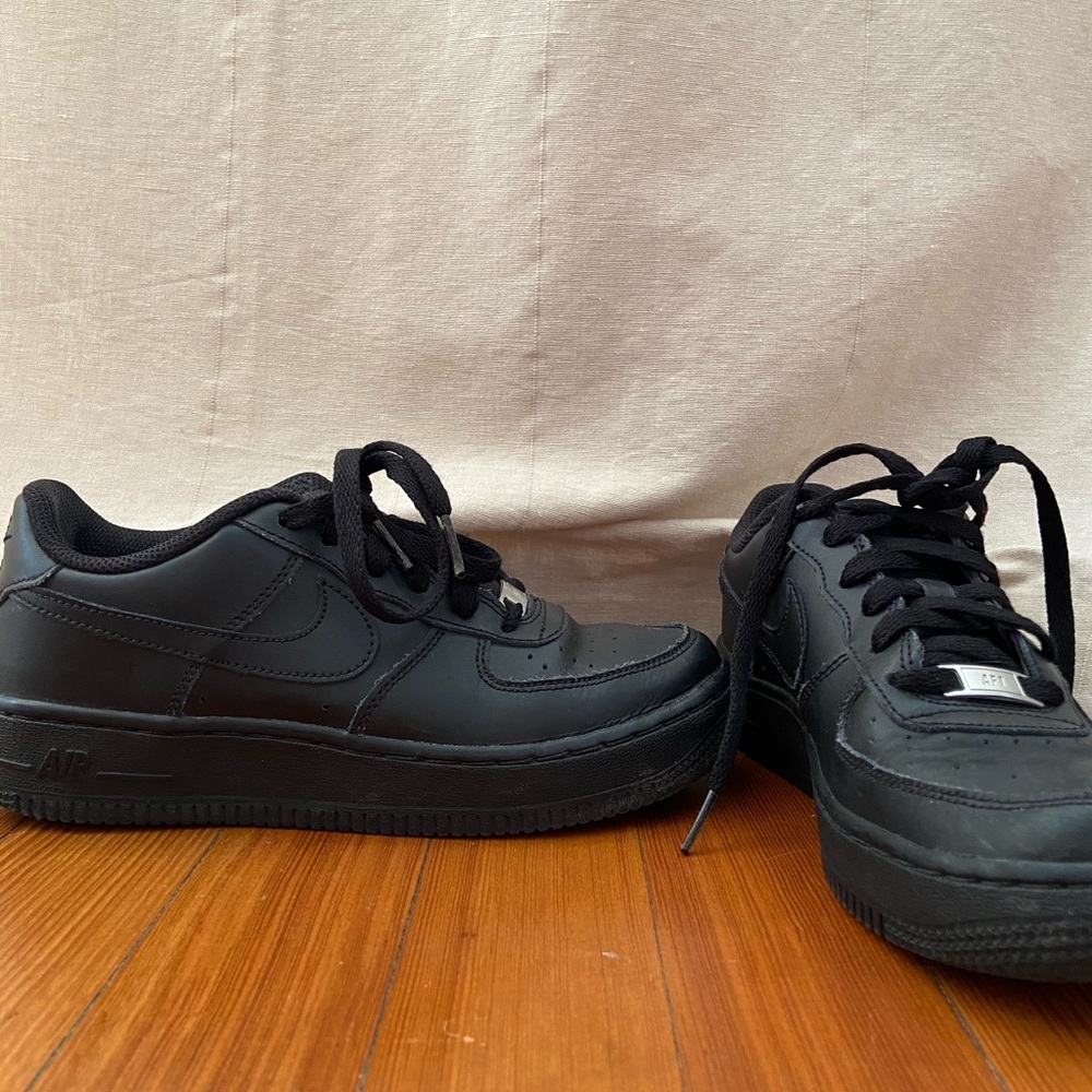 Black Air Force 1s